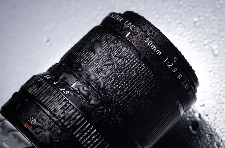 obiektyw-fujifilm-fujinon-xf-30-mm-f-2-8-r-lm-wr-macro