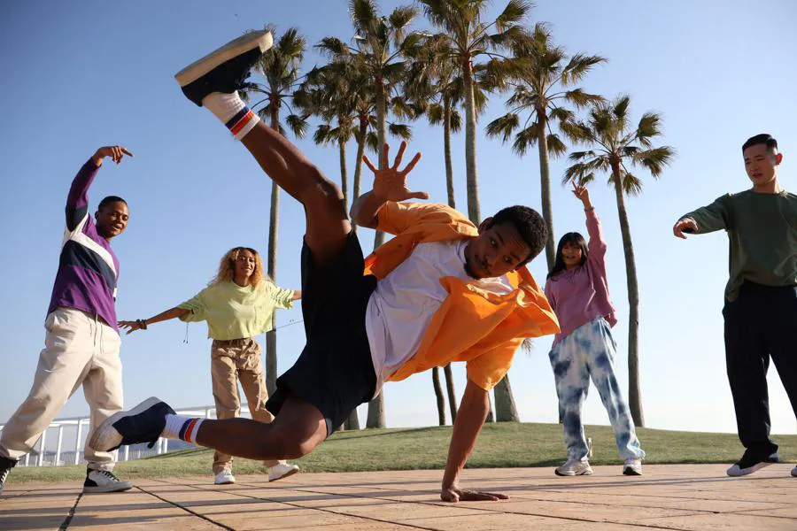 Canon EOS R10 + RF-S 18-150 mm f/3.5-6.3 IS STM